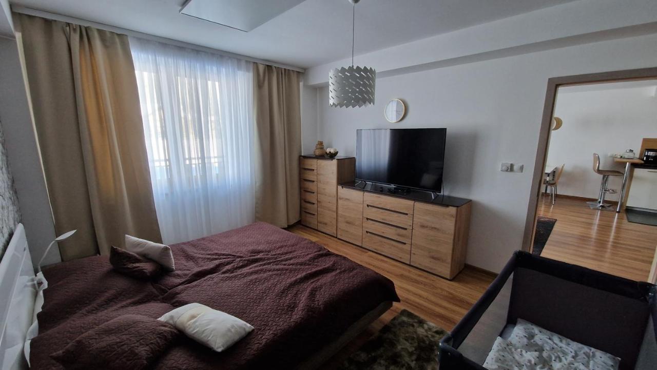 Apartment Panorama 35C - Apartman So Saunou Доновали Екстер'єр фото